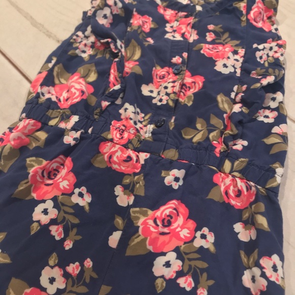 8/$25 Carter’s Navy Flower Ruffle Romper 2T - Picture 9 of 16